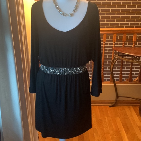 Guess Dresses & Skirts - 5/$30 Guess Long Sleeve Cold Shoulder Cinched Waist with Embellishments EUC M